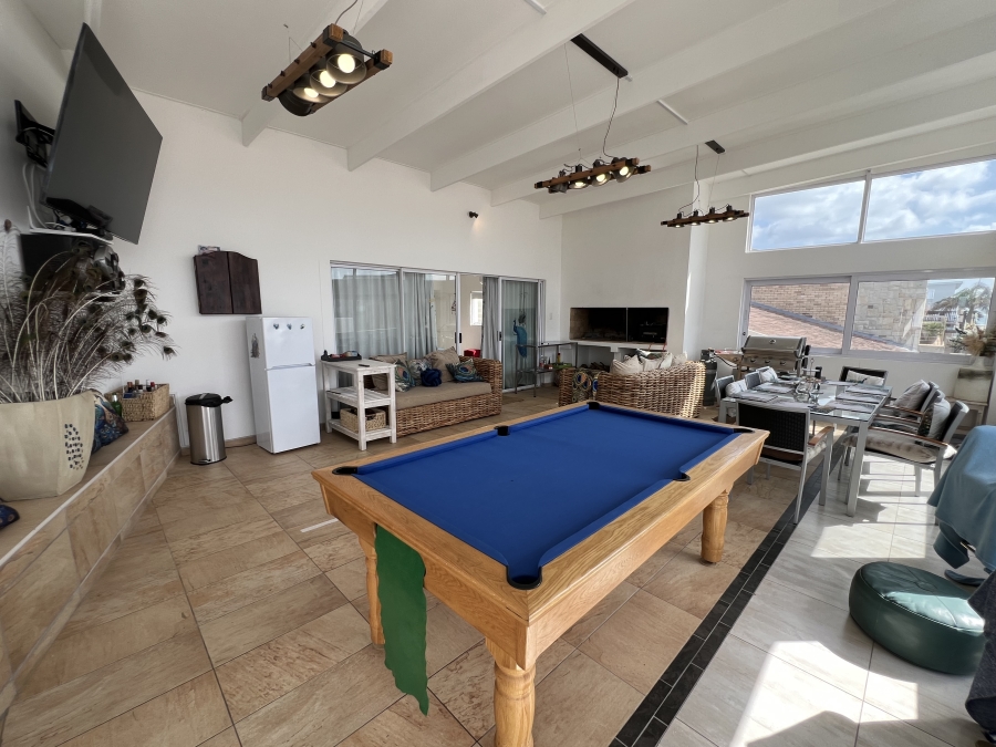 5 Bedroom Property for Sale in Ferreira Town Eastern Cape